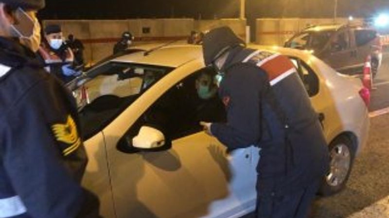 Ankara’nın giriş ve çıkışları araç trafiğine kapatıldı