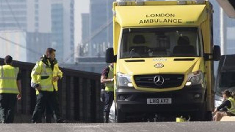 İngiltere'de koronadan ölenlerin sayısı 4 bin 313'e çıktı