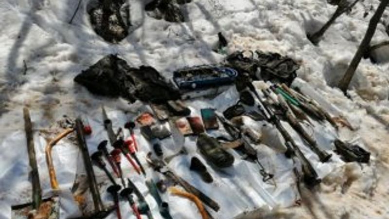 Bitlis'te teröristlerin kullandığı 2 sığınak bulundu