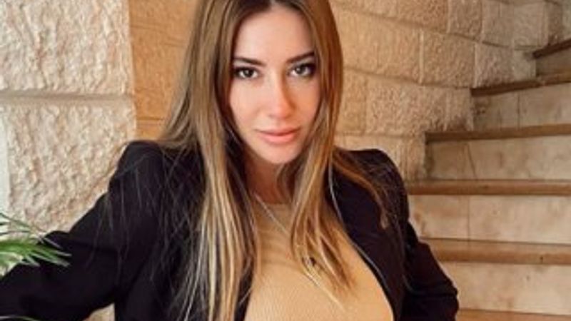 Şeyma Subaşı'dan Pillow Challange pozu