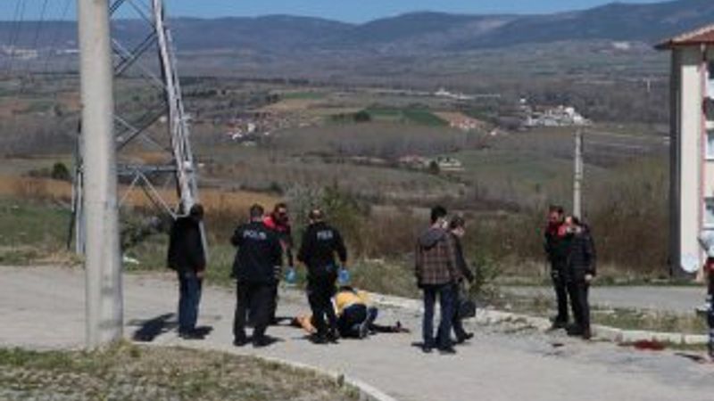 Komşusunu öldürdü, ardından intihar etti