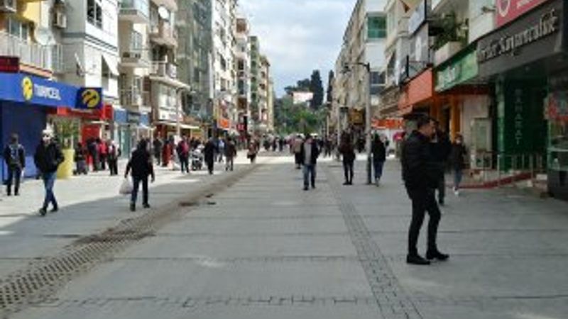 İzmir'de koronanın yayılımını gösteren harita