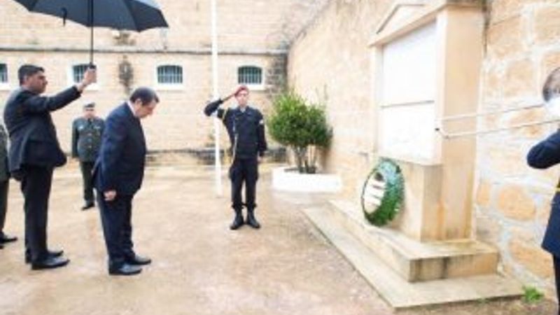 Rum liderinin yakın korumasında koronavirüs çıktı