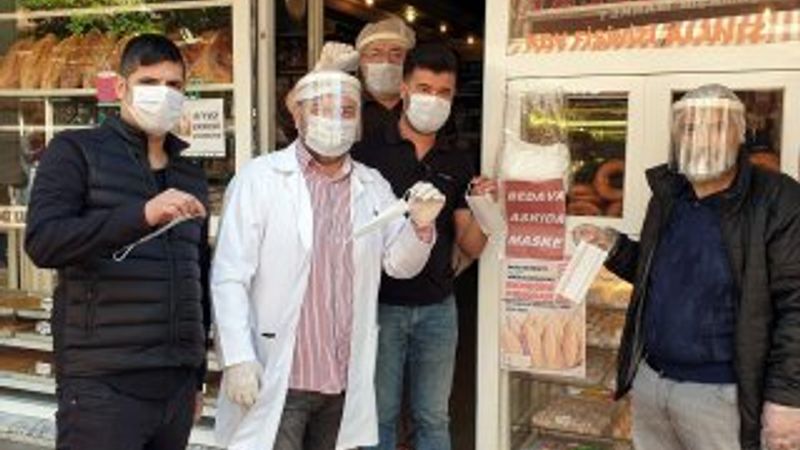 Aydın'da bir ekmek fırınından 'askıda maske' uygulaması