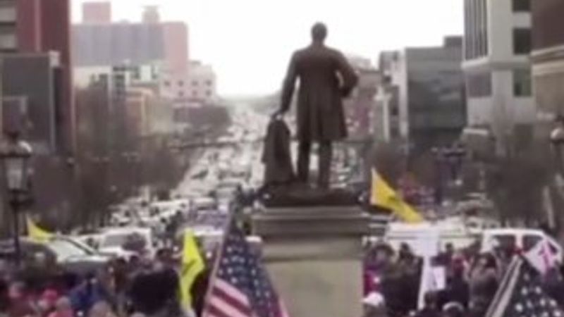 Michigan'da korona önlemlerine tepki