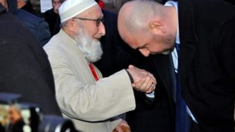 87 yaşında koronavirüsü yendi