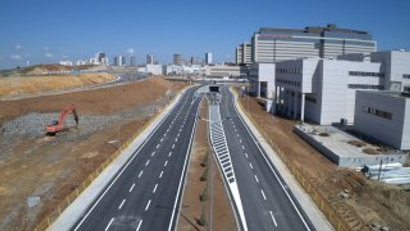 Başakşehir Şehir Hastanesi’nin yolu bitiyor