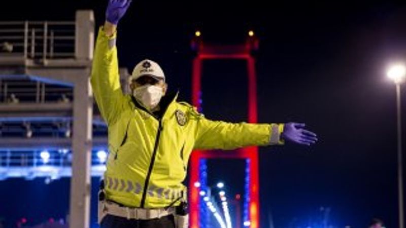 İstanbul'da gece yarısı dışarı çıkanlara ceza