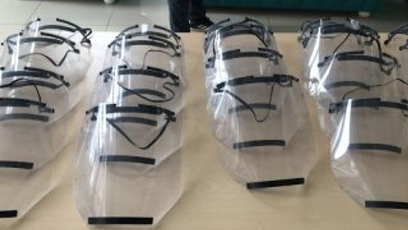 Tofaş, üretime verdiği arada 50 bin siperlikli maske üretecek