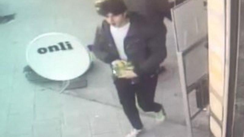 Girdiği dükkandan sadaka kutusunu çaldı