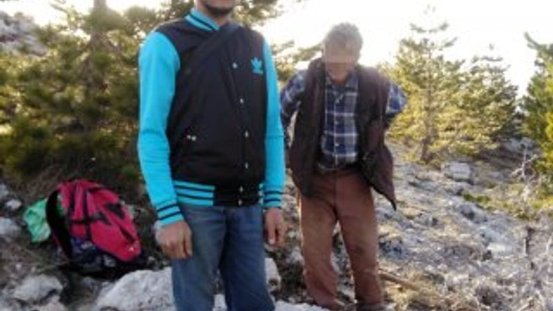 Kamp kurarak kaçak kazı yapan baba ve oğlu yakalandı