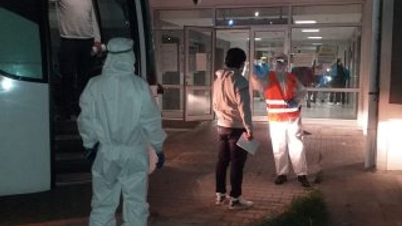 Karantina gemisindeki 35 Türk vatandaşı, Tekirdağ’a getirildi