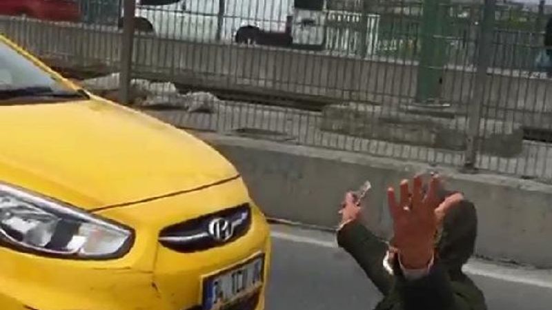 Takside gelinini gördü, aracın önüne yattı