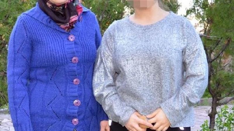 Babasından şiddet gören annesi için yardım istedi
