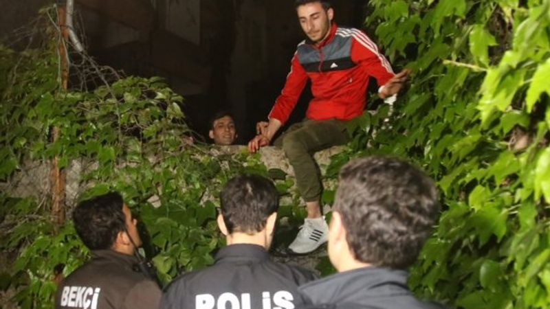 Polis, sokağa çıkma yasağına uymayan şahsı kovaladı