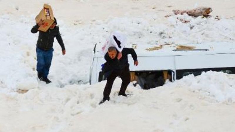 Van'da çığın altında kalan minibüse 3 ay sonra ulaşıldı