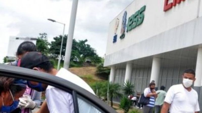 Sağlık sistemini çöktüğü Ekvador'da hastalar karıştı