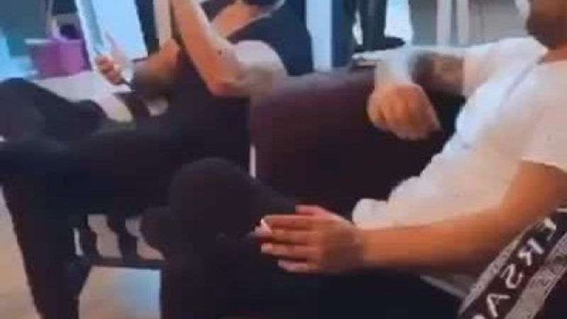 İstanbul’da parti evine baskın: 10 gözaltı