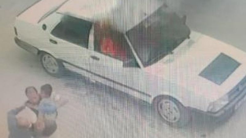 3 yaşındaki çocuk yanan araçtan son anda kurtarıldı