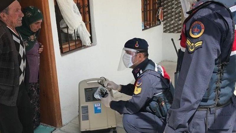 Solunum cihazı arızalandı, yardımına jandarma yetişti