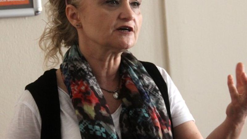 Bilim Kurulu üyesinden uyarı: El öpmeyin