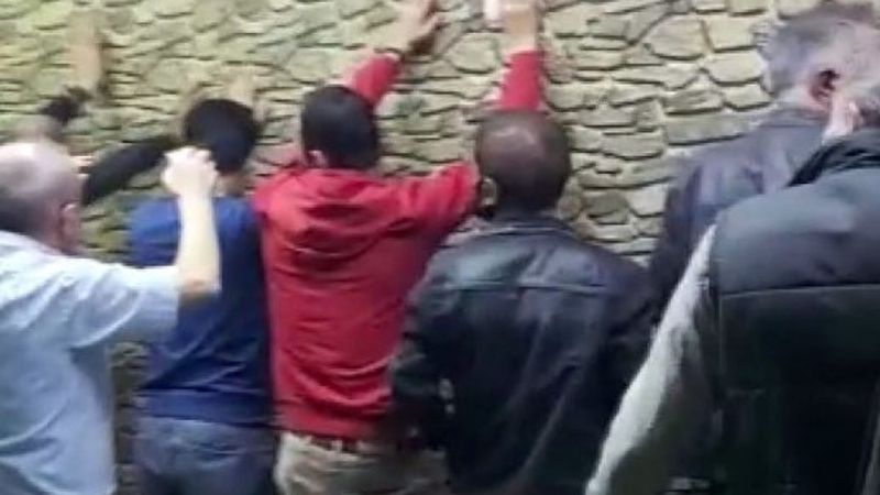 Kumarhane baskınında saklandıkları yerler şaşkına çevirdi