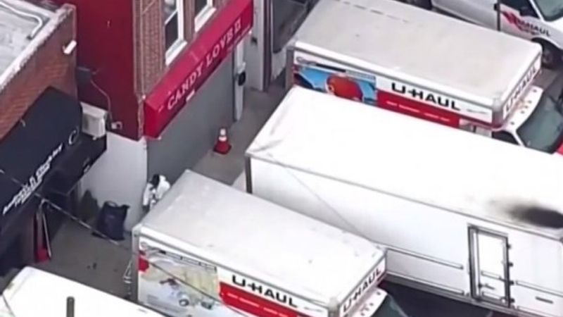 New York'ta 2 kamyonette 100 cenaze çıktı