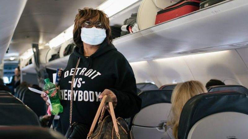 ABD'de uçakla seyahate maske şartı