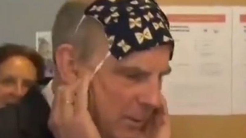 Belçika Adalet Bakanı'nın maskeyle savaşı