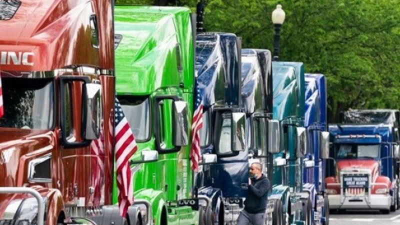 Tırcılardan Beyaz Saray önünde protesto