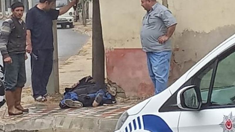 İzmir'de kamyonla motosiklet çarpıştı: 1 ölü