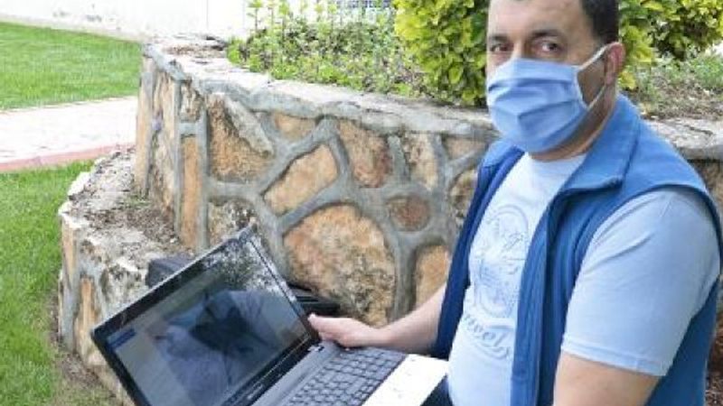 İzmir'de görülen çekirgeler tartışma yarattı