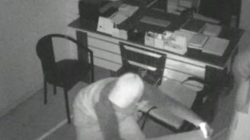 İstanbul'da kombi hırsızları kamerada