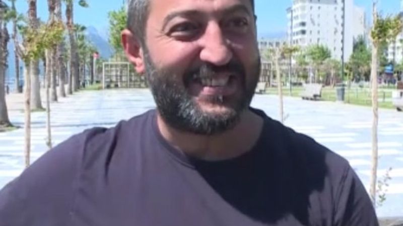 Konyaaltı sahilini boş görünce dayanamadı, cezayı yedi