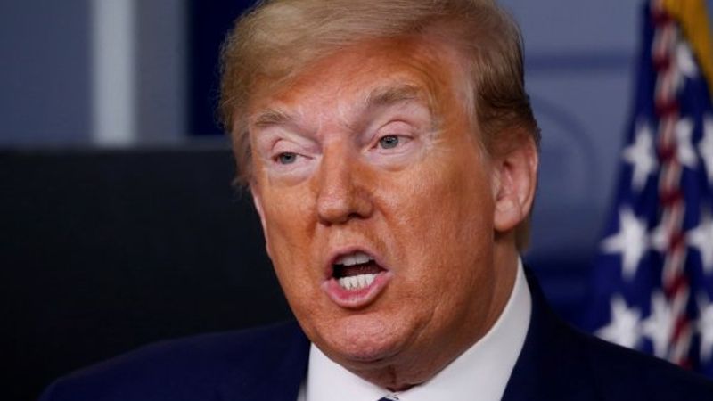 Trump Venezuela’daki darbe girişimine karıştığını reddetti