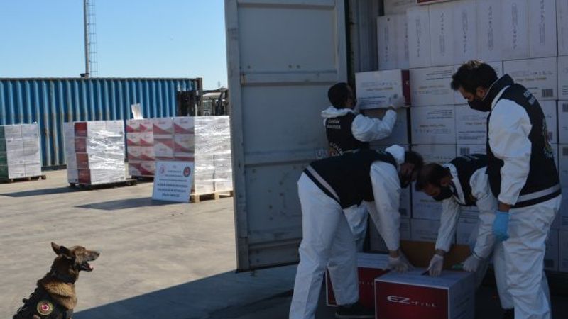 İzmir’de rekor operasyon: 37 milyon makaron ele geçirildi