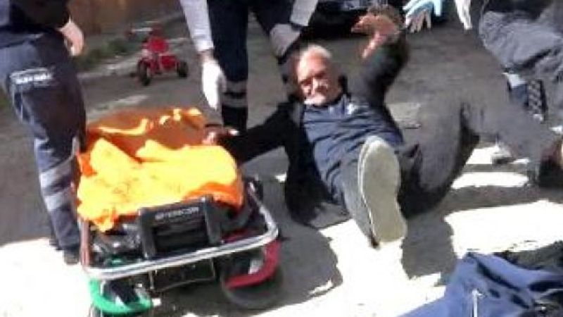 Avcılar'da bahçeye çöp bıraktı, olay çıktı: 2 yaralı