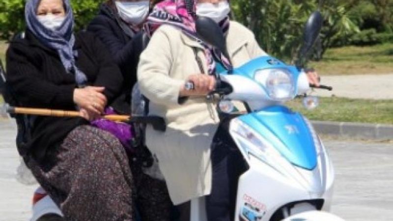 65 yaş üstü vatandaşlar, 4 saatlik iznin keyfini yaşadı