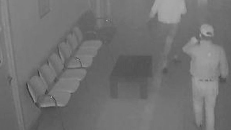 Hırsızlar Avcılar'da aile sağlığı merkezini soydu