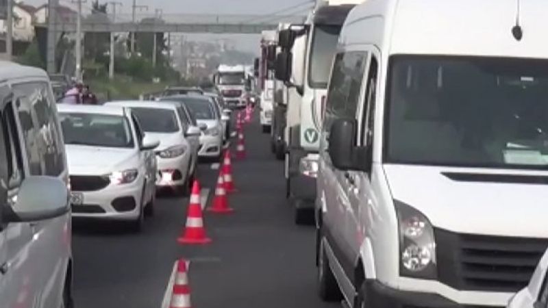 Tekirdağ il sınırında koronaya rağmen araç yoğunluğu