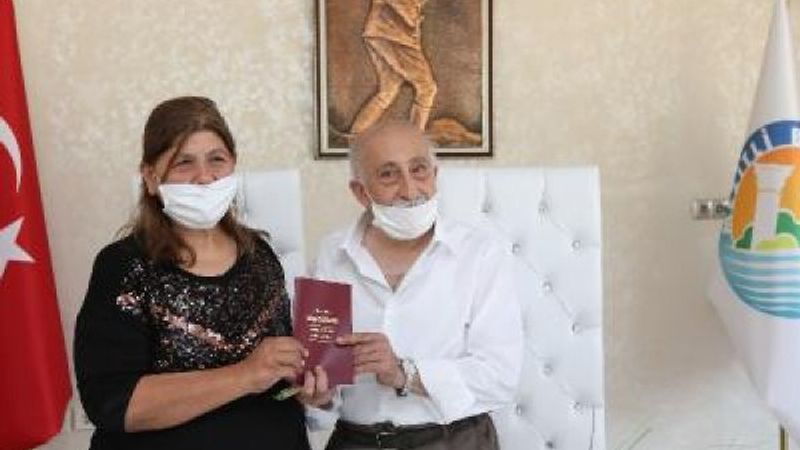 Burhan Amca, 30 yıl sonra yeniden nikah masasına oturdu