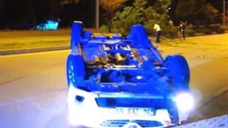 Karşı şeride geçen araç kaza yaptı: 1 ağır yaralı