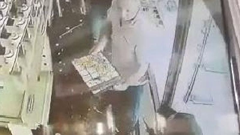 İzmir'de kuyumcu soygunu