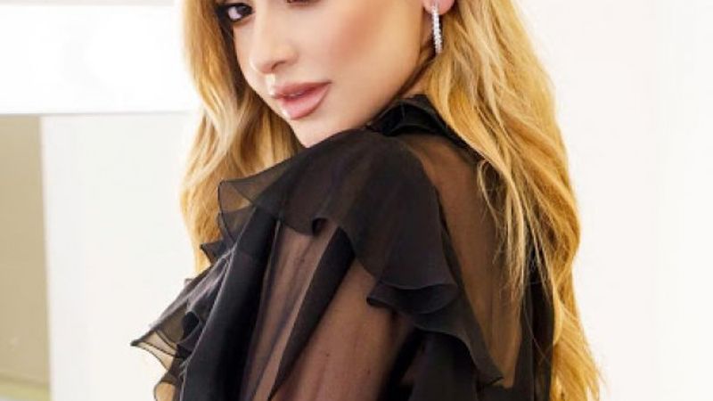 Hadise: Sıkıldım hakaretlerinizden