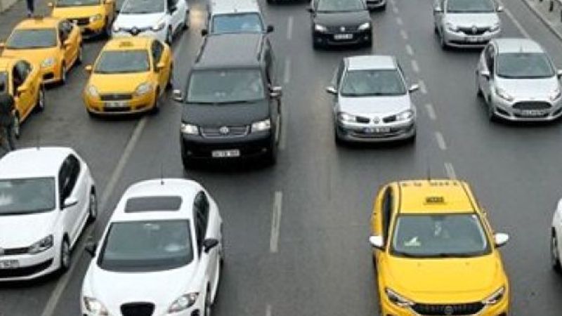 Trafik sigortasında yapılan artış yarı yarıya düşürüldü