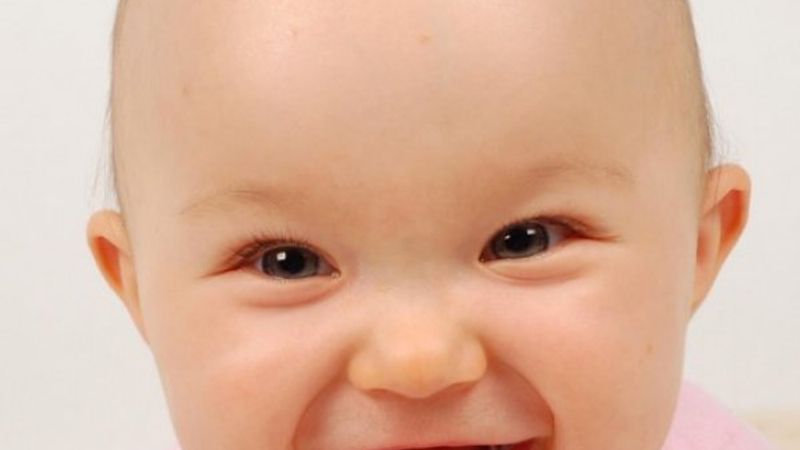 Bebekler, kendilerini taklit edenleri seviyor