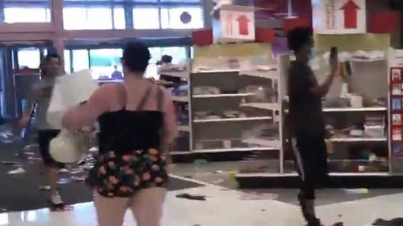 Amerika'da yağmalamaların en net görüntüsü