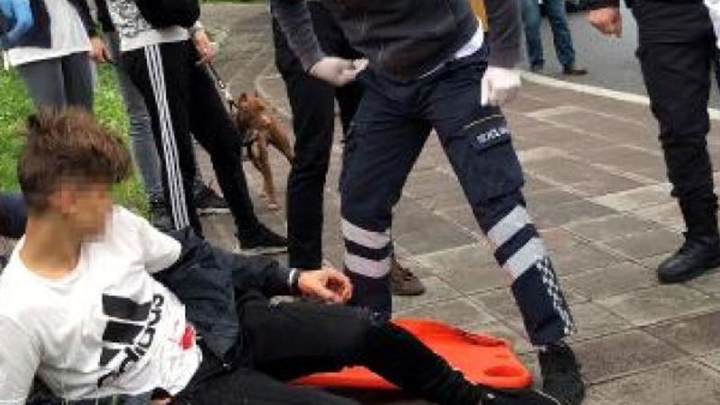 Avcılar'da gençlerin kavgasında kan aktı: 1 yaralı