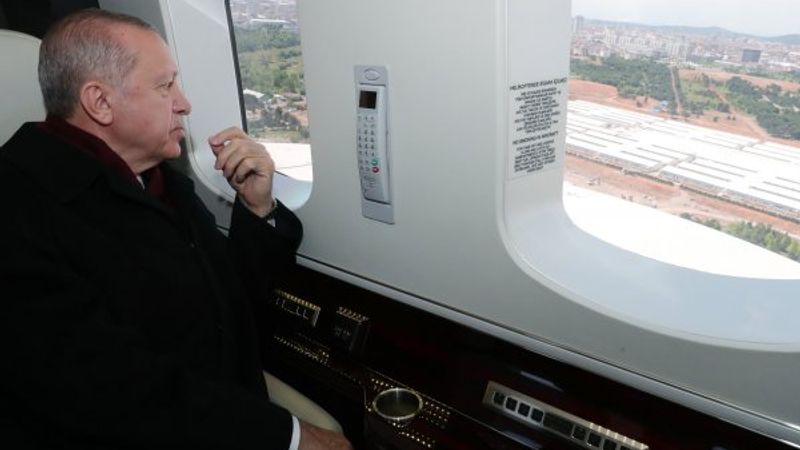 Cumhurbaşkanı Erdoğan, Sancaktepe'deki hastaneyi inceledi