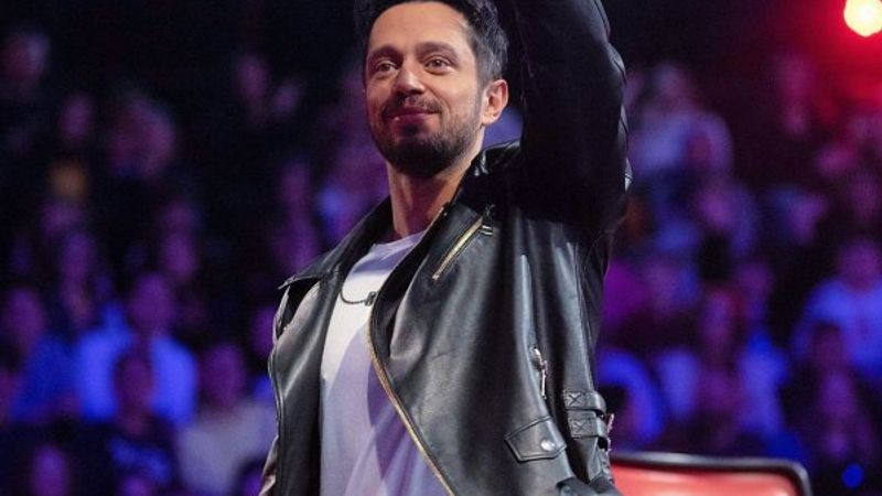 Murat Boz'dan kafa karıştıran paylaşım